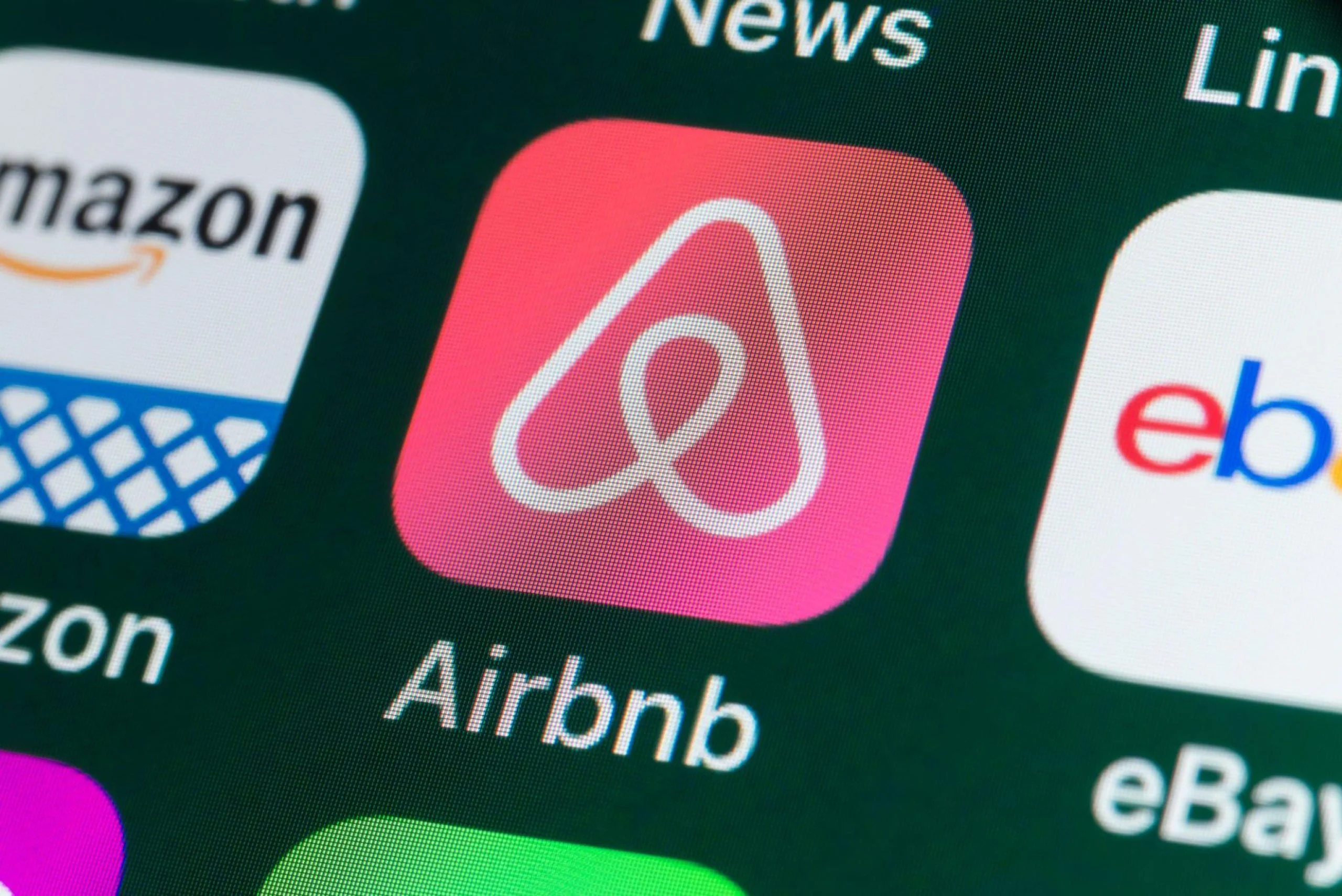viešbučiai iš tikrųjų yra pigesni nei „Airbnb“