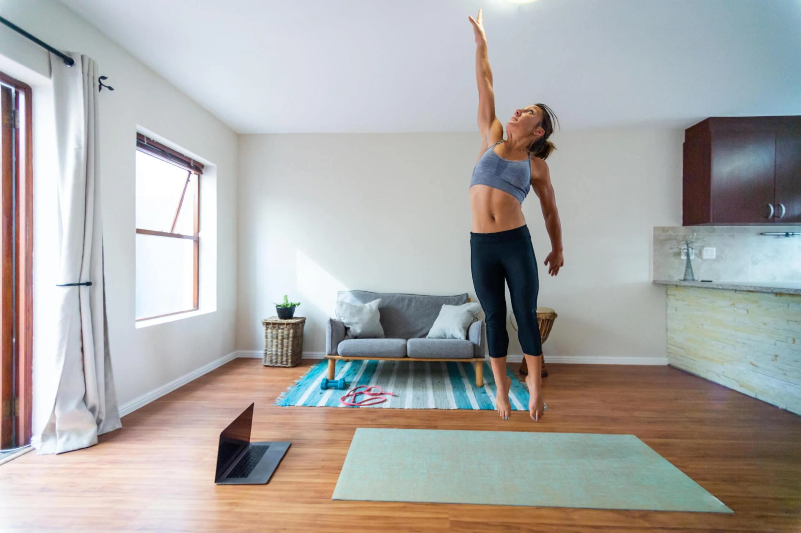 Kaip ir kaip patiems plauti pakabinamas lubas: metodų apžvalga