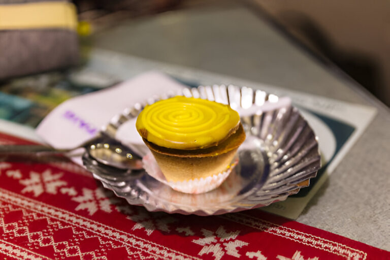 Mini citrininiai pudingai