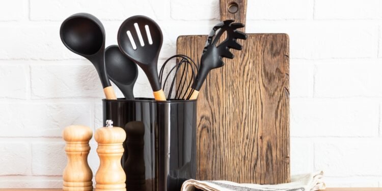 Visą laiką neteisingai naudojote šį įprastą virtuvės įrankį