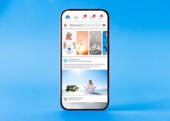 Kaip priversti „Facebook“ neberodyti senų prisiminimų