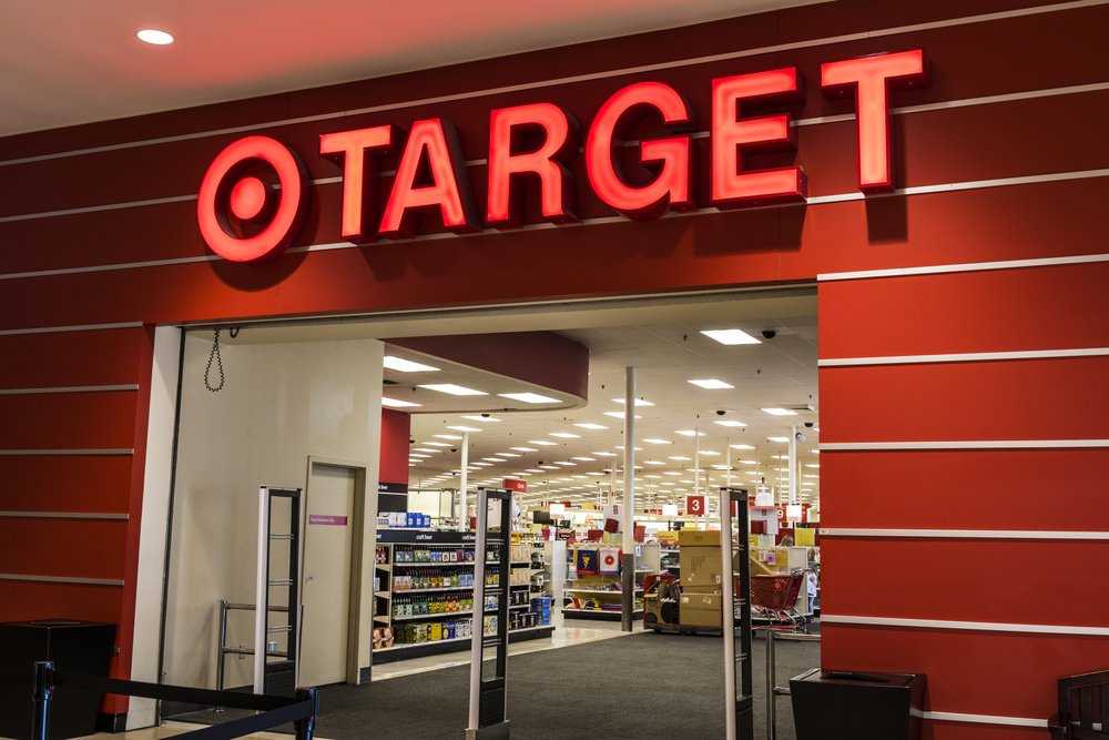 Štai kiek iš tikrųjų uždirba „Target“ parduotuvių vadovai