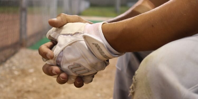 4 patarimai, kaip prižiūrėti beisbolo pirštines
