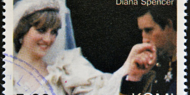 Kiek, kaip pranešama, Princesė Diana gavo pinigų po skyrybų su princu Charlesu