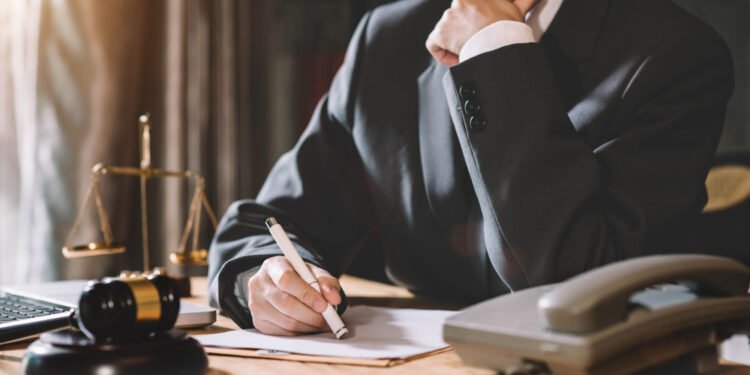 Tai neįtikėtina! Juokingi teismo posėdžių protokolai