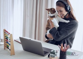 Štai kodėl kai kurie gyvūnai moka kalbėti