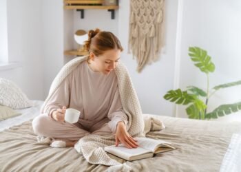 Štai kodėl šaltą dieną verčiau nesirinkti kavos