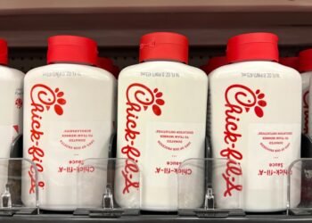 Štai, kas iš tikrųjų sudaro garsųjį „Chick-fil-A“ padažą