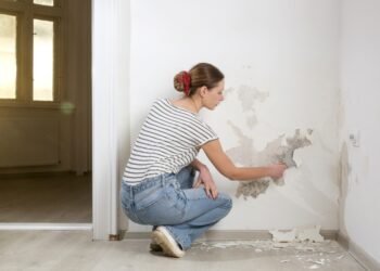 Betoninių dėmių valymas