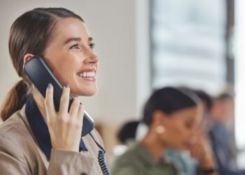 Kodėl pakėlę ragelį sakome „labas“: stebėtinai paprasta priežastis