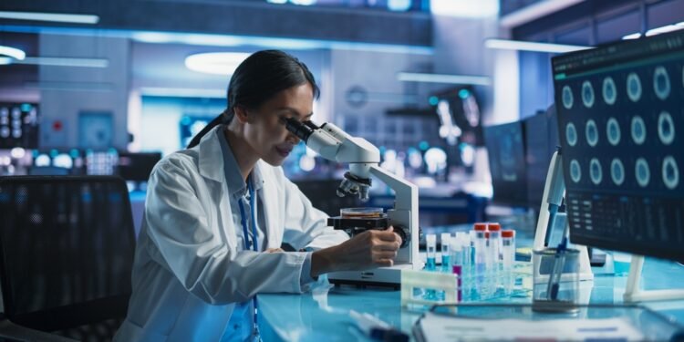 Mokslininkai teigia: mažiau miegodami galite jaustis laimingesni