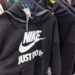 Netikėta „Just Do It“ šūkio kilmė: kaip gimė legendinis „Nike“ moto