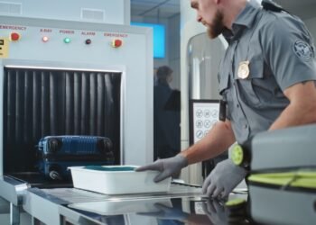 Papildoma klaida, kurią darote su papuošalais saugumo patikroje oro uoste