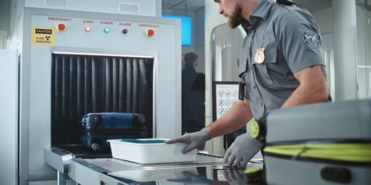 Papildoma klaida, kurią darote su papuošalais saugumo patikroje oro uoste