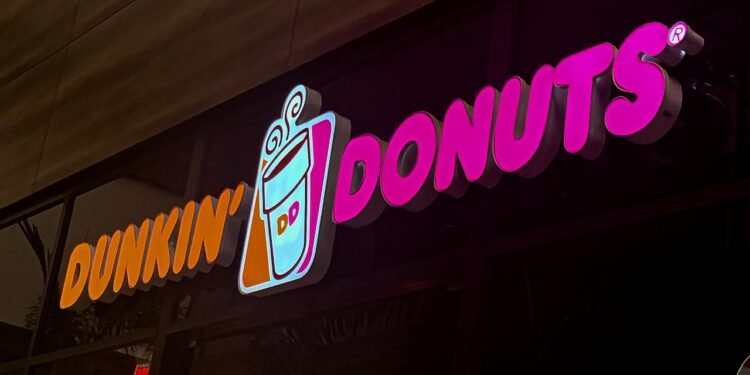 Štai kaip iš pradžių vadinosi „Dunkin’ Donuts“