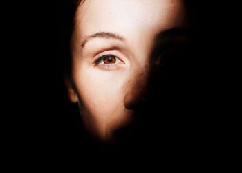 Ką jūsų akių spalva gali atskleisti apie jūsų patrauklumą