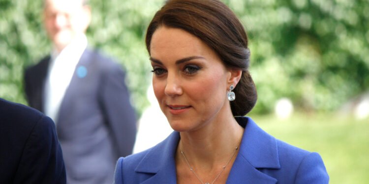 Taip, Kate Middleton dirbo prieš tapdama karališkosios šeimos nare – štai, kuo ji užsiėmė