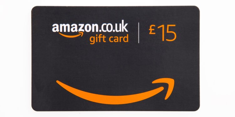 Kur įsigyti „Amazon“ dovanų kortelių