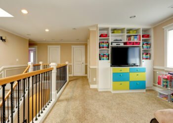 Geriausios spintos laikymo idėjos, padėsiančios maksimaliai išnaudoti mažą spintą