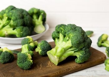 Štai kodėl konservuoto brokolio parduotuvėse nerasite