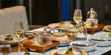 Ar „valgyk kiek nori“ restoranai, tokie kaip „Golden Corral“, vėl grįžta į madą?