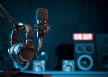 Kodėl užsienyje radijo stočių pavadinimai visada prasideda „K“ arba „W“