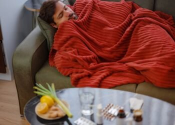 Štai kodėl verta laikyti citriną prie lovos