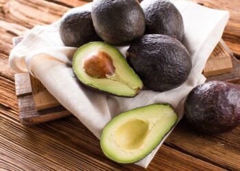 Paprastas būdas išlaikyti avokadus šviežius net 6 mėnesius – taip, tai įmanoma!