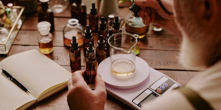 Tikrasis skirtumas tarp pigių ir prabangių kvepalų