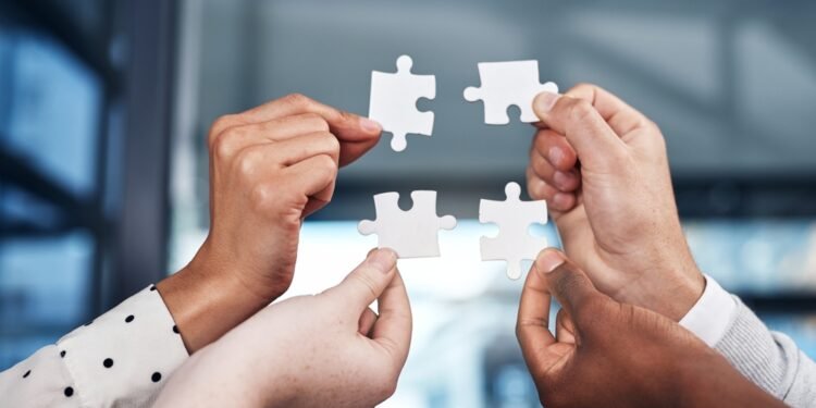 Kiek kvadratų matote šioje dėlionėje?