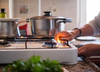 Prieš išvykdami atostogauti, nufotografuokite viryklę