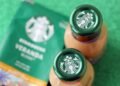 Daugeliui nežinomi faktai apie „Starbucks“ dideles latte kavas