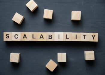 Vienas žodis, pakartotas 8 kartus, sudaro taisyklingą sakinį