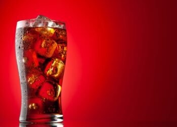 Kodėl amerikiečiai dievina ledo kubelius gėrimuose, o britai – ne