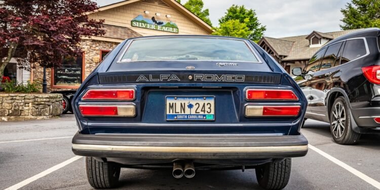 Ką brokeris daro su jūsų senąja mašina ją atidavus?