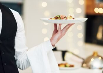 Štai tikroji priežastis, kodėl restoranai siūlo dienos patiekalus