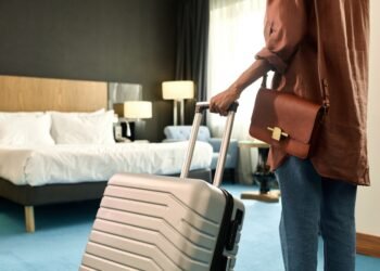 Pirmas dalykas, kurį turėtumėte padaryti įžengę į viešbučio kambarį