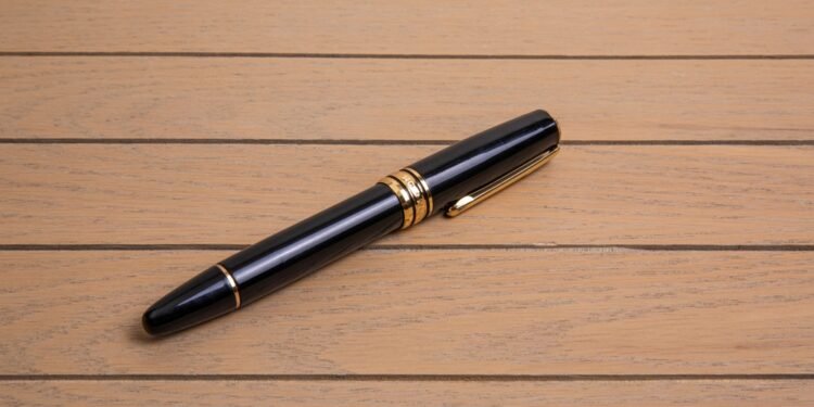 Jei pastebėjote skylutę rašiklio kamštelyje – štai ką tai reiškia