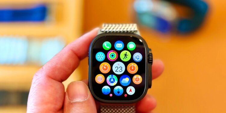 Kas yra tas raudonas taškas „Apple Watch“ ekrane ir kaip jį pašalinti?
