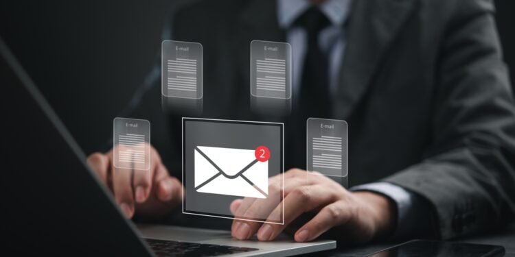 Štai kas nutinka atsakius į brukalus