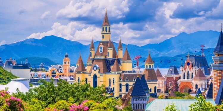 Disneilendas šią vasarą uždaro tris atrakcionus: ką svarbu žinoti