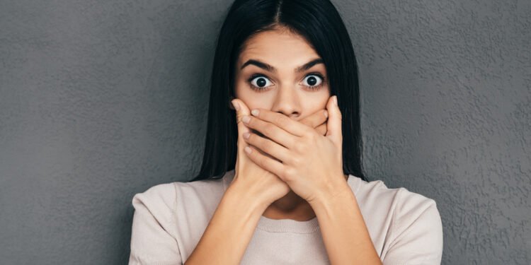 Viena stebuklinga frazė, kuri sustabdys apkalbas