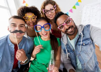 Ar galite atspėti, kiek gyvų žmonių turi tą pačią gimimo dieną kaip jūs?