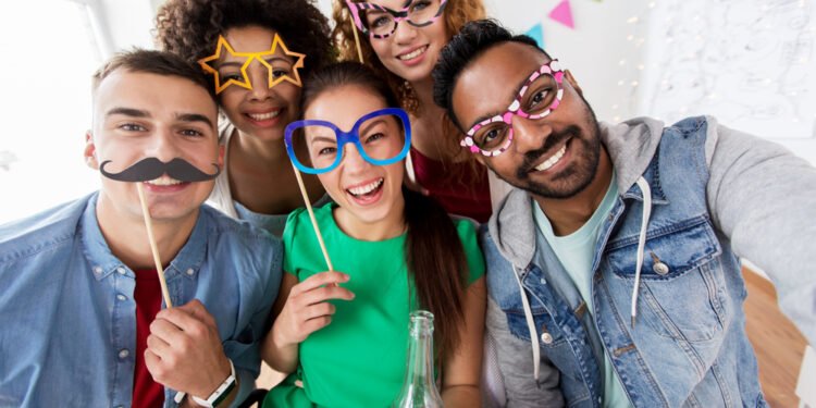 Ar galite atspėti, kiek gyvų žmonių turi tą pačią gimimo dieną kaip jūs?