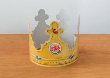 Paslaptingosios „Burger King“ karūnos kortelės paslaptis
