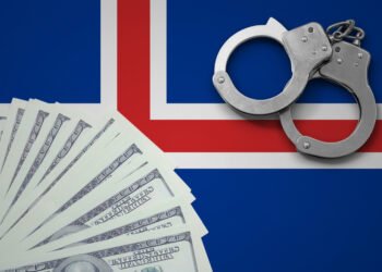 Atsiprašome, bet jūsų vardas tikriausiai nelegalus Islandijoje