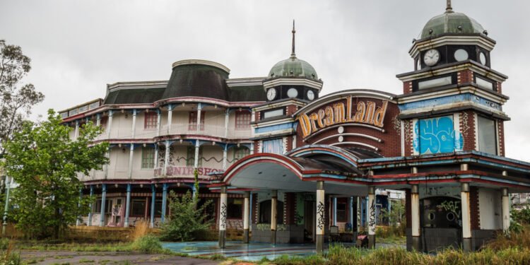 Šis vyras pasiekė pasaulio rekordą lankydamasis Disneilende