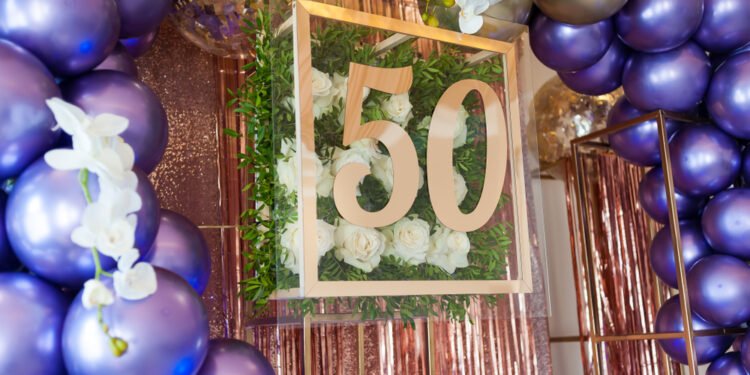 „Jauni ir neklaužados“ švenčia 50 metų eteryje