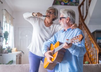 91 muzikos juokeliai, kurie tikrai privers nusišypsoti