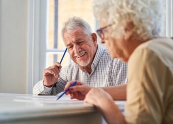 Motina turi keturis sūnus: ar įminsime šią virusinę mįslę?